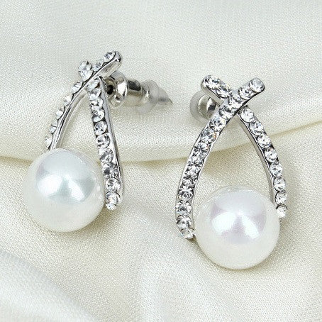 Crystal Rhinestone Bowknot Ear Studs with Imitation Pearl