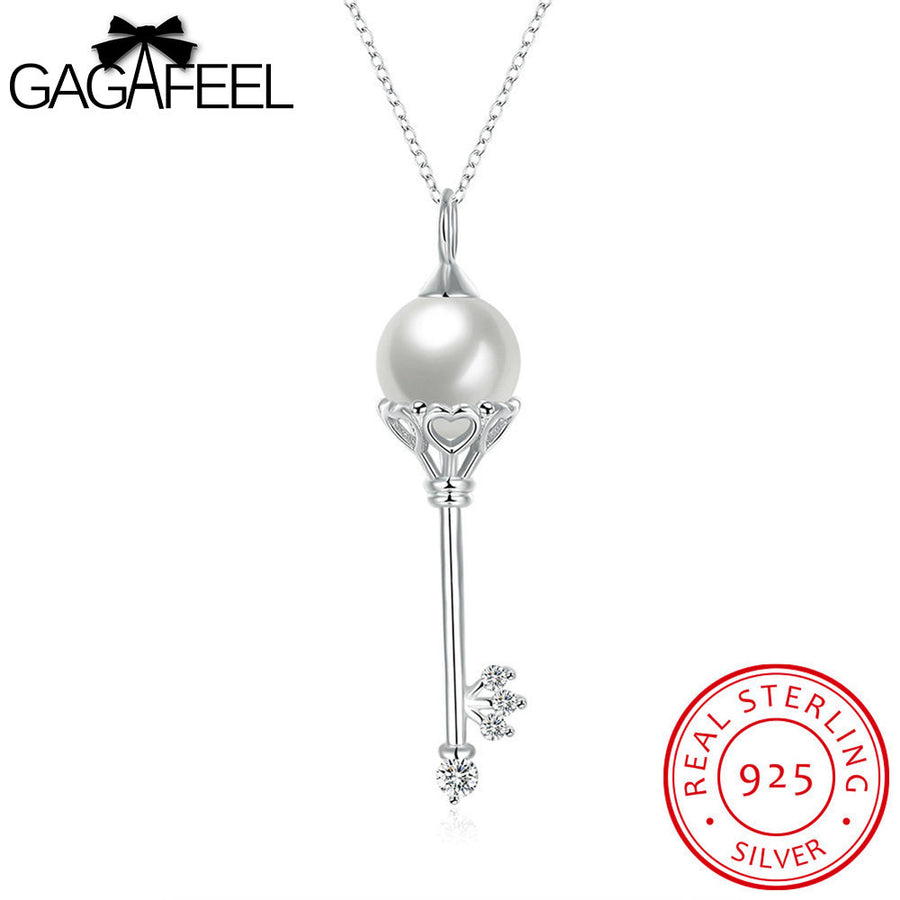 Pearl wand necklace